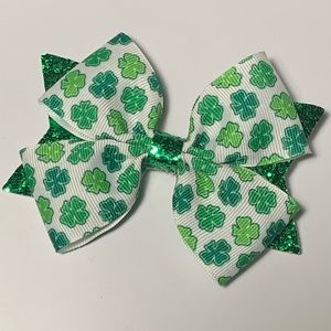 Girls St Patrick’s day bow